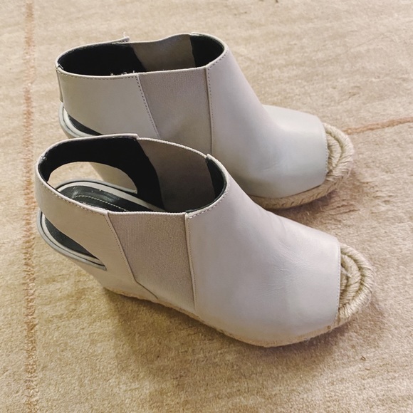 Balenciage shoes - Picture 1 of 6